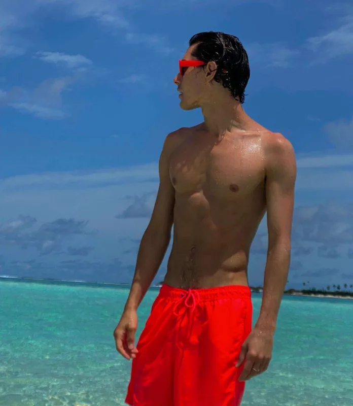 Azərbaycanlı aktyorun Maldiv tətili