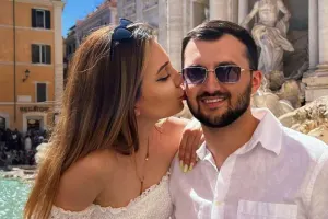 Xatirə İslamın qardaşı xanımı ilə İtaliyada