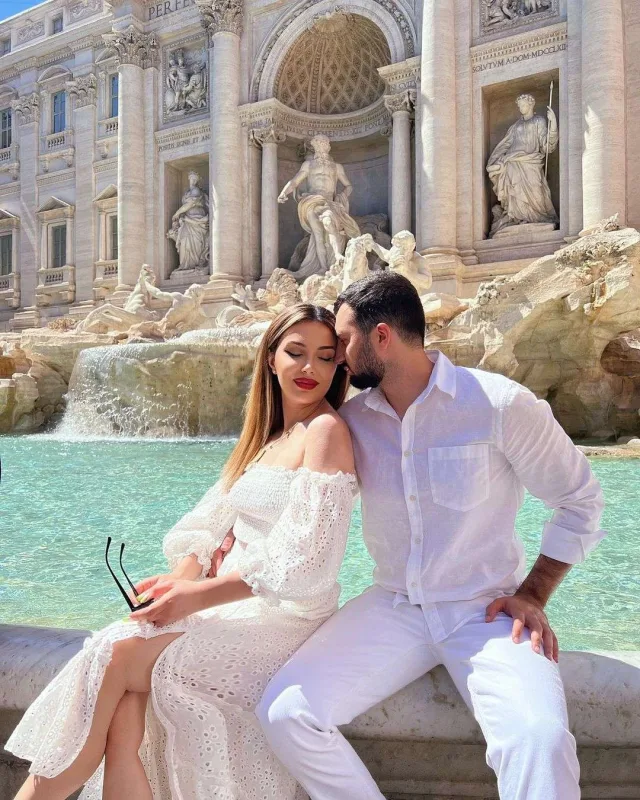 Xatirə İslamın qardaşı xanımı ilə İtaliyada