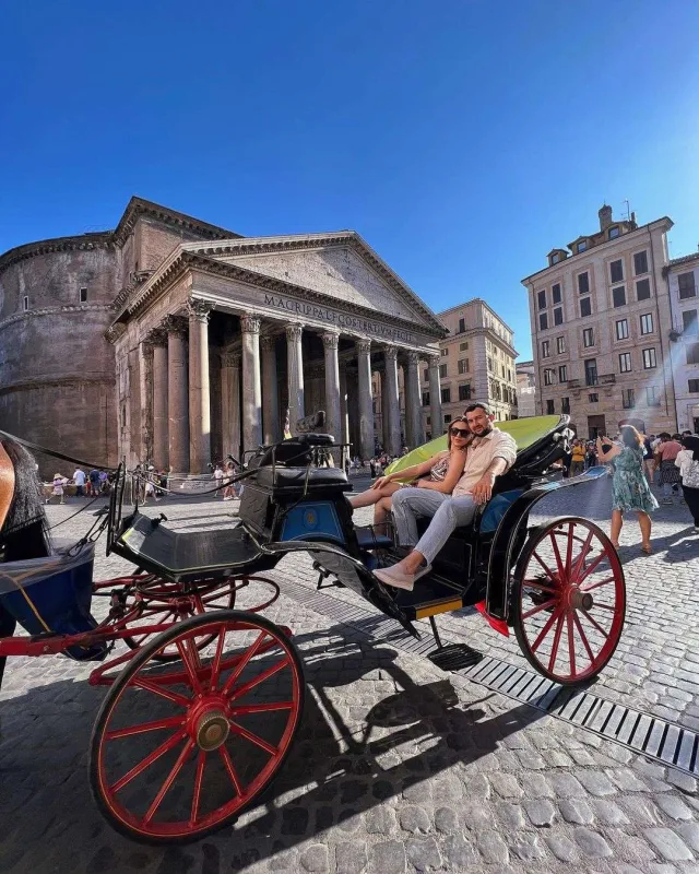 Xatirə İslamın qardaşı xanımı ilə İtaliyada