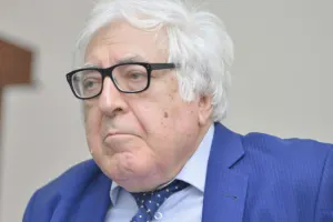 Anar yenidən AYB-nin sədri seçildi