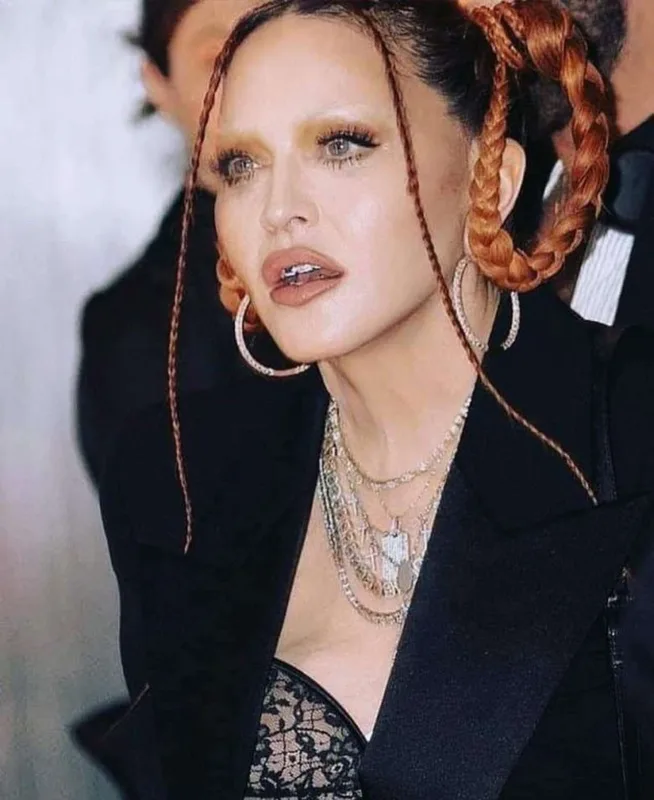 Madonna “Seks” kitabının təqdimatında