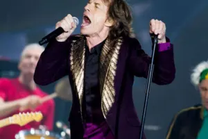 78 yaşında koronavirusa yoluxdu