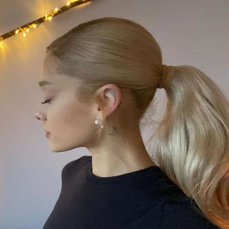 Ariana imicini dəyişdi