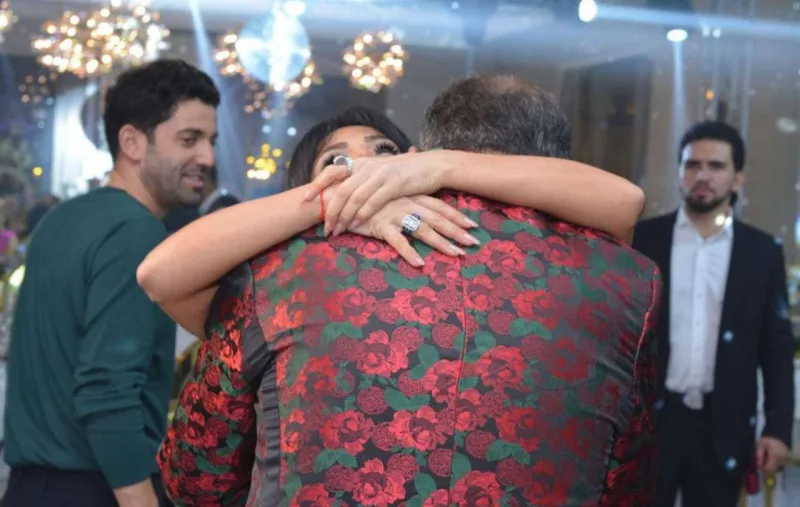 Güneldən 37 yaş partisi