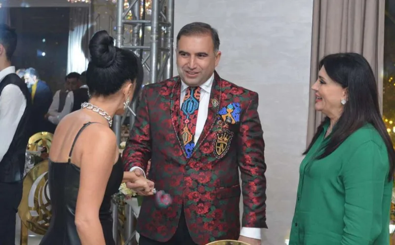 Güneldən 37 yaş partisi