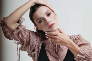 Məşhur serialın ulduzu ölümdən döndü