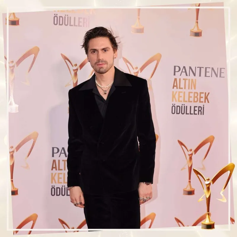 Qırmızı xalıda yaşananlar...