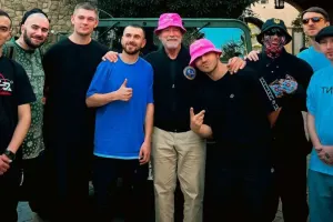 Şvarzenegger  “Kalush Orchestra” ilə görüşdü