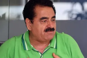 “Məni maşınla birgə çıxarın”