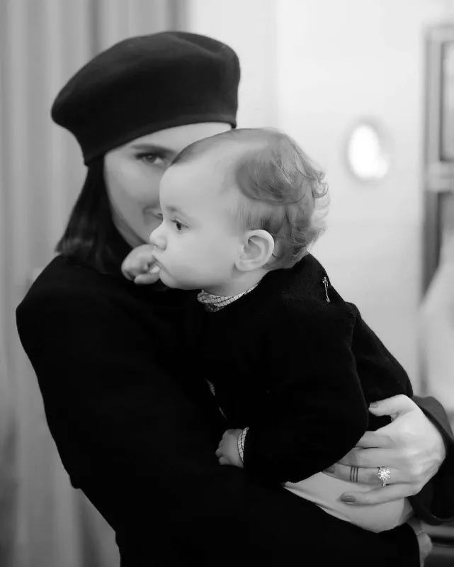 Gülşen Türkiyədən köçür