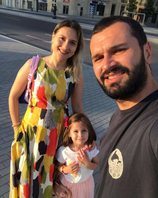 Evliliklərinin 10 ili geridə qaldı