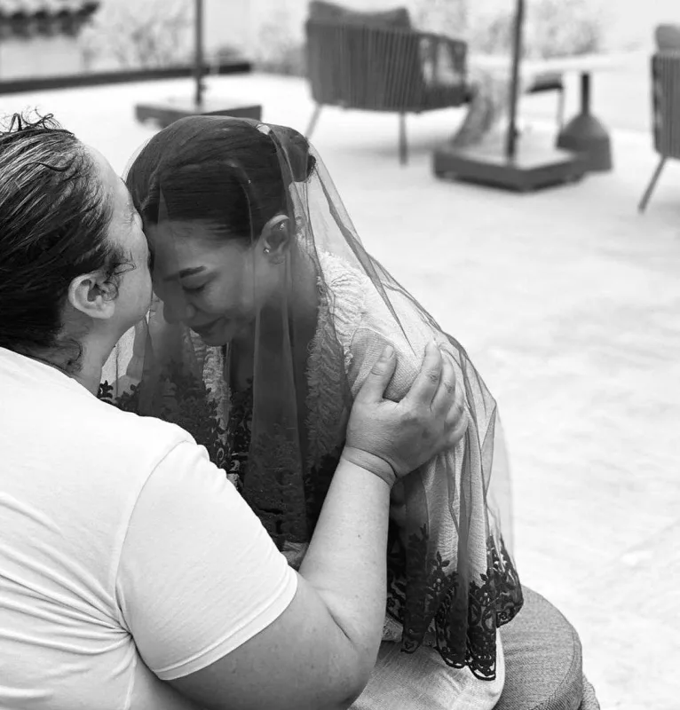 Xınası olan Demetin toyu təxirə düşdü