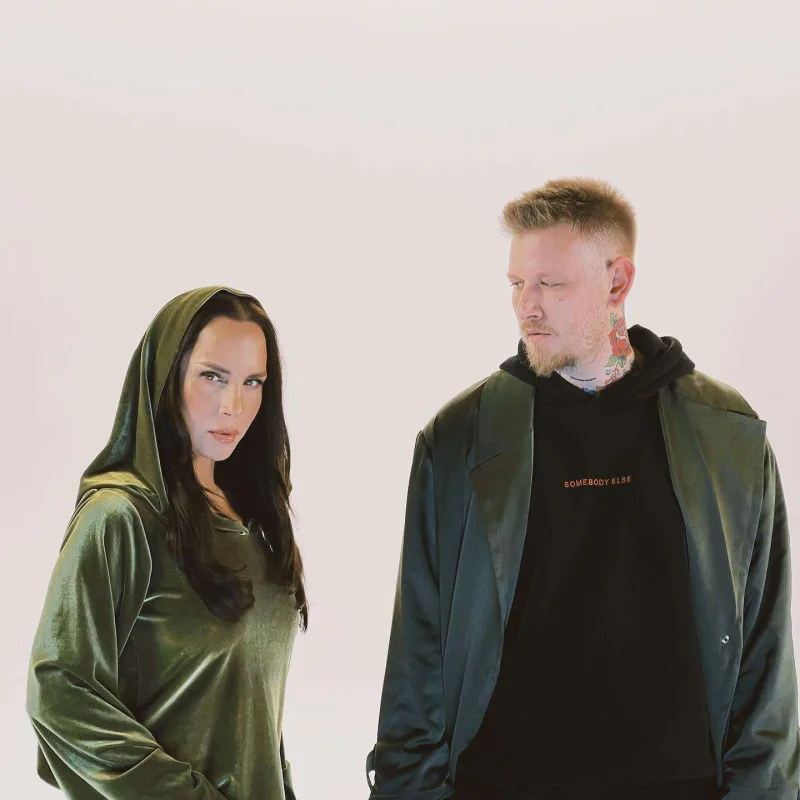 Sertab üzünü dəyişdirdi