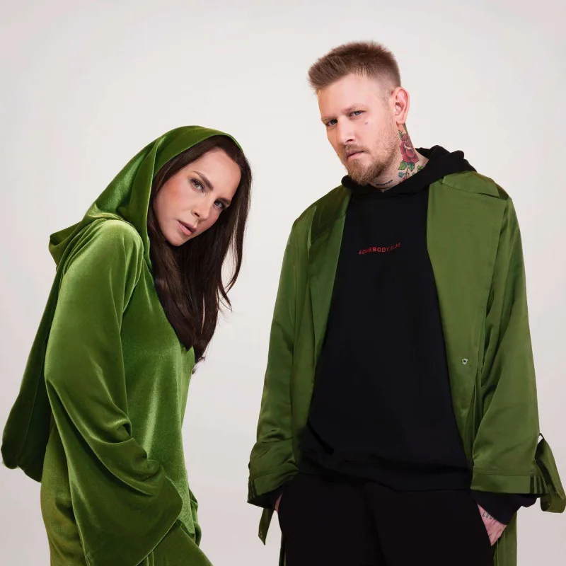 Sertab üzünü dəyişdirdi