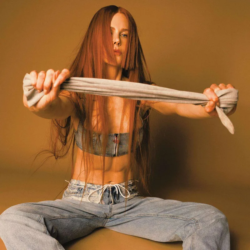 55 yaşlı Nikolun fotoları müzakirə yaratdı