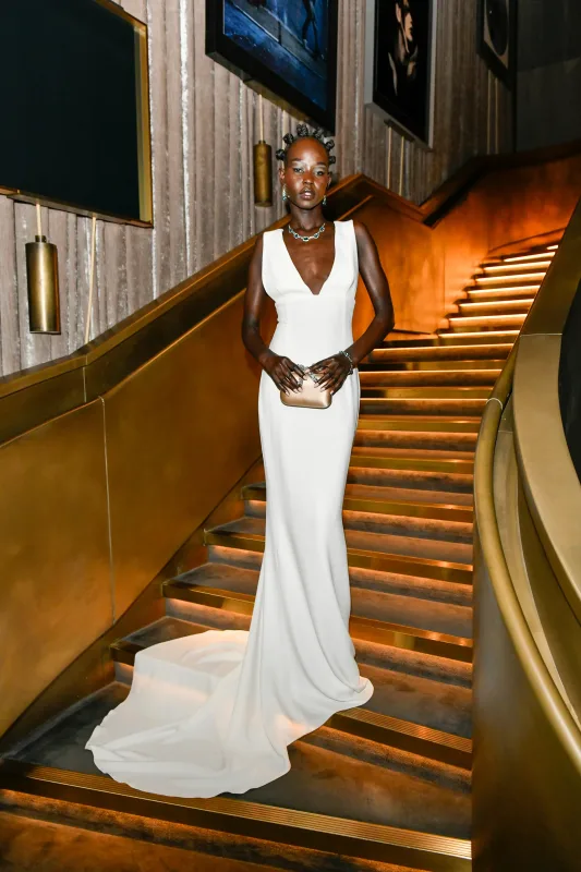 “Fashion Awards”da rəngarəng qırmızı xalı