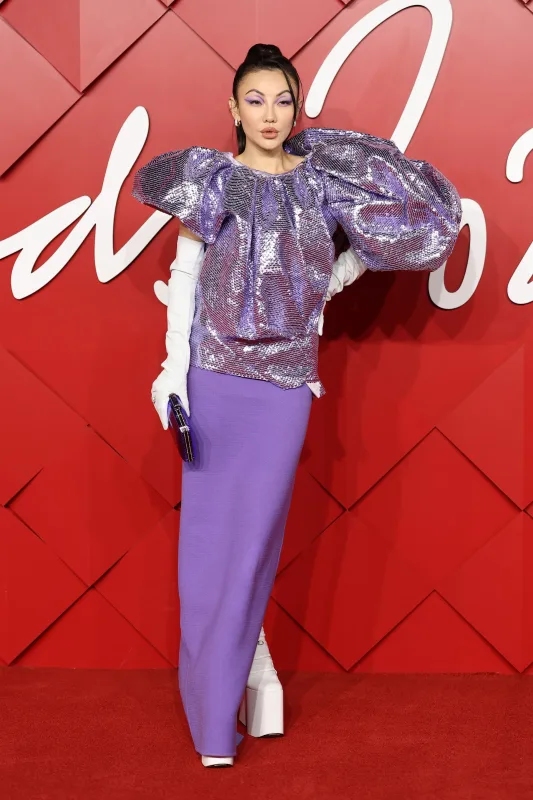 “Fashion Awards”da rəngarəng qırmızı xalı