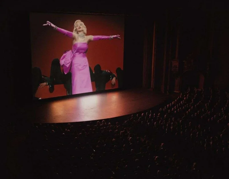 Merilin Monrodan bəhs edən “Blonde” yayımlanacaq