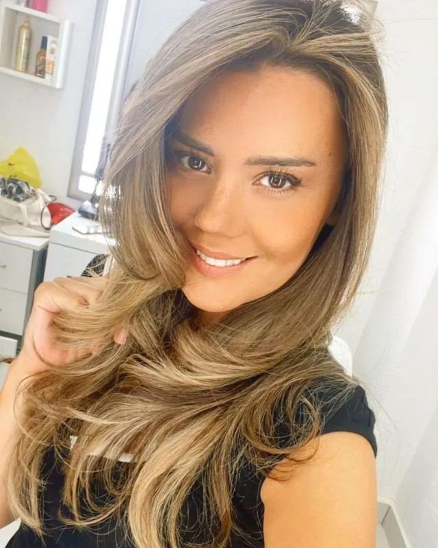 Oksana rolu üçün sarışın oldu