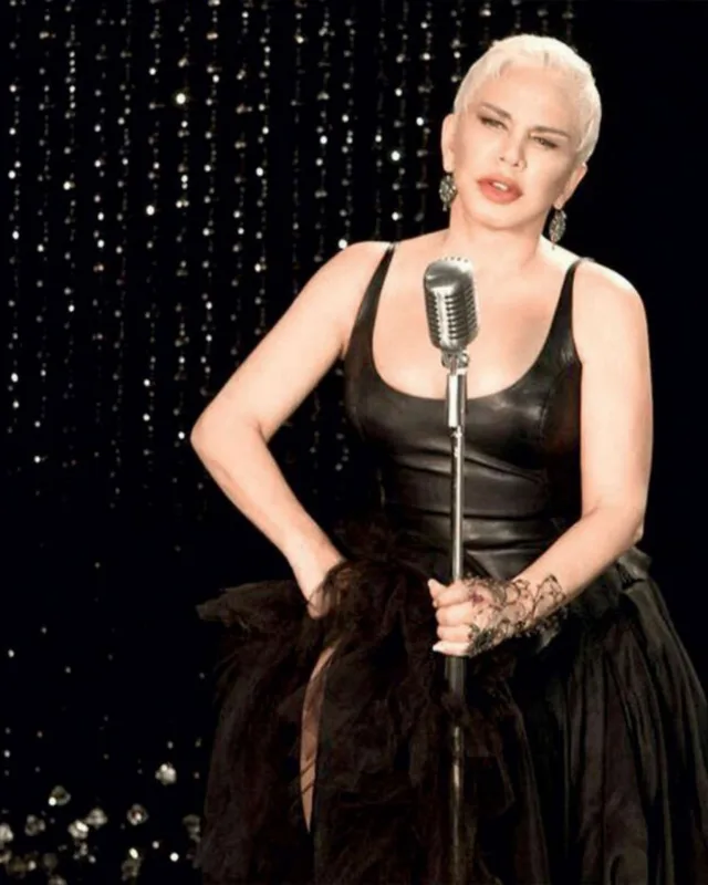 Sezenin həyatı səhnələşdirilə bilər