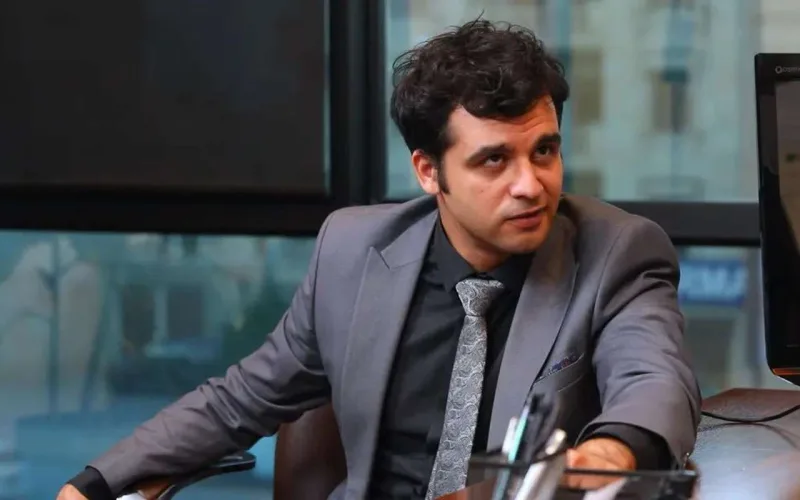 “Aktrisalar, nəyin paxıllığın edirsiniz?”