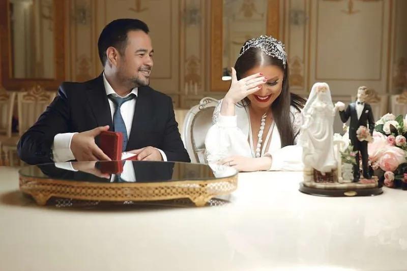 “Dedim, nikah mərasimini klinikanın akt zalında edək”