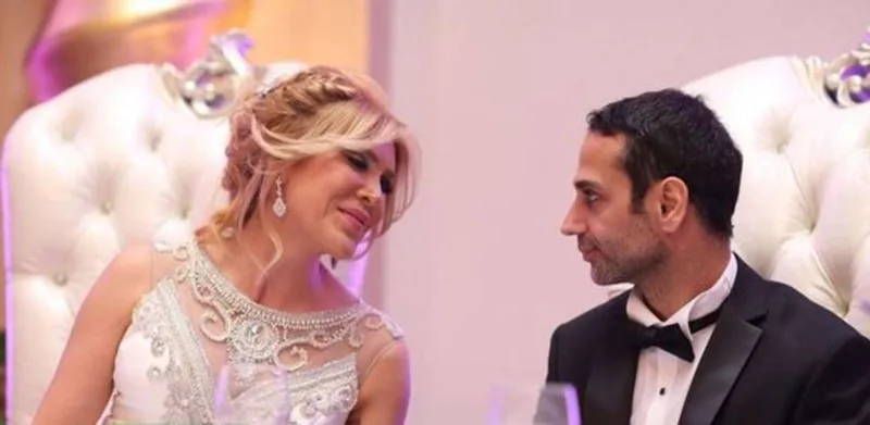 Xoşqədəm 11 min dollarlıq gəlinliyini satır