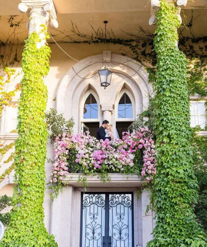 Toydan sonra İnstaqramını bağladı