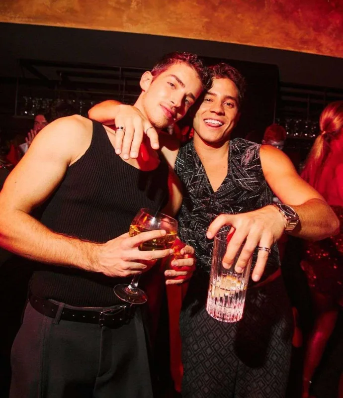 “Elite”in partisi oldu