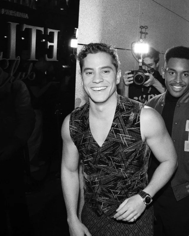 “Elite”in partisi oldu