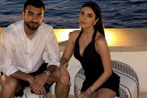 Mahir Emreli bacısı ilə Bodrumda