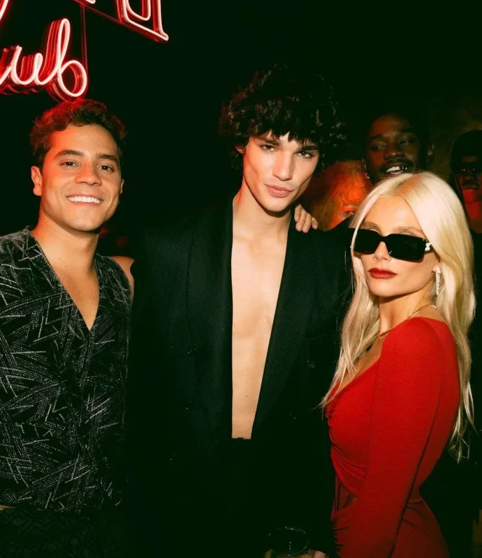 “Elite”in partisi oldu