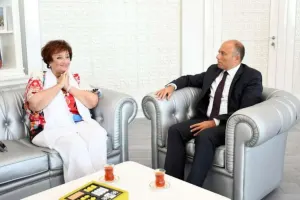 Tamara Sinyavskayaya “Şərəf” ordeni təqdim etdi