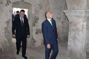 Nazir Sabirabadda tarixi tikiliyə baxış keçirib