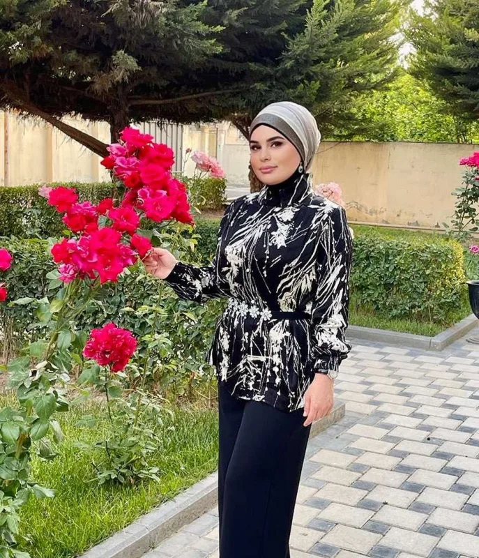 Qarabağda oğlu ilə birgə oxudu