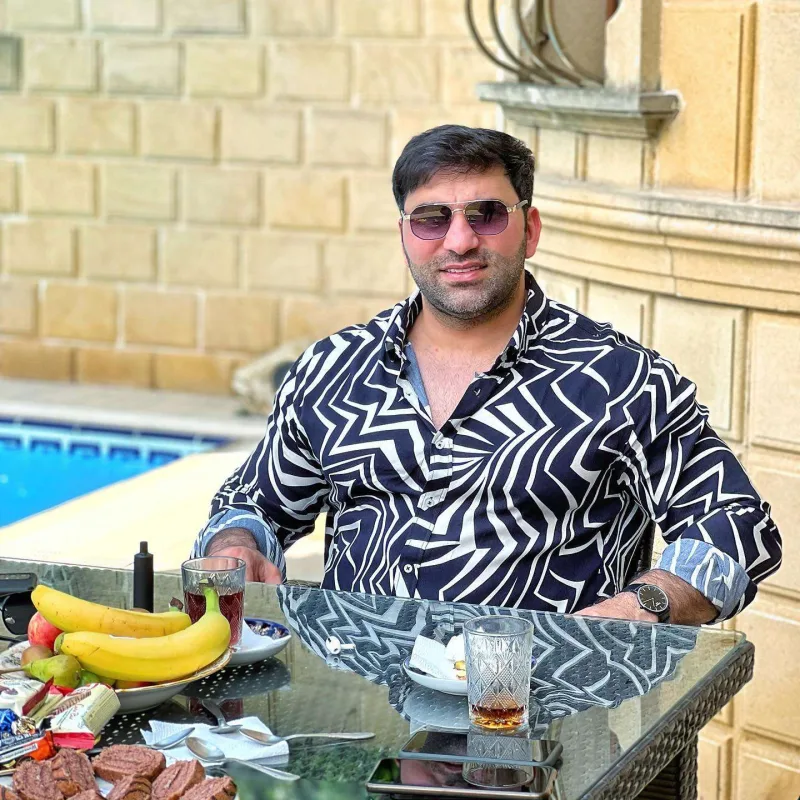 Uzun müddət sonra birlikdə görüntüləndilər