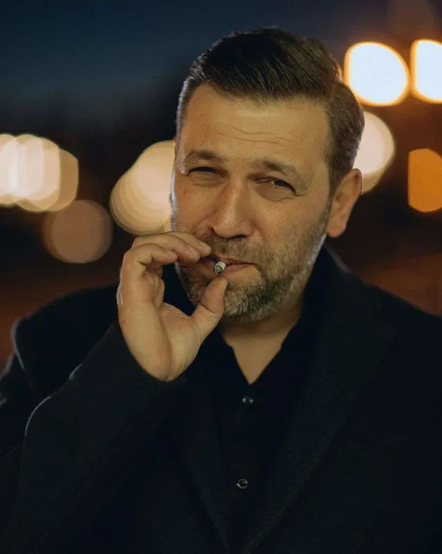 Yüzbəyovun 36 yaş planları...