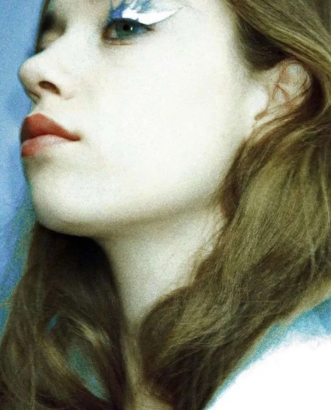 “Yalı çapkını” ulduzundan yeni fotolar