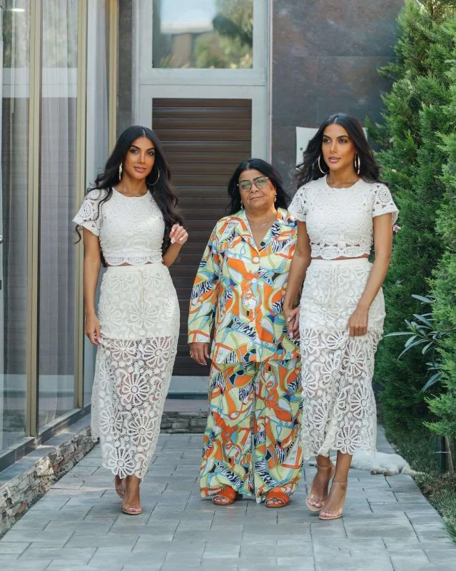 Nikahdankənar doğulan bacılarından yazdılar