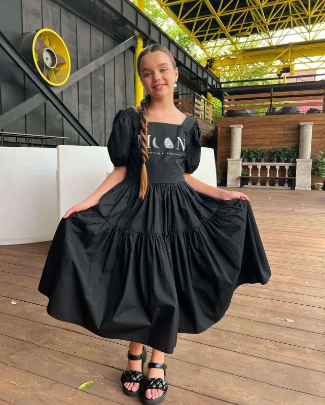 “Dünyanın ən gözəl qızı” böyüdü!