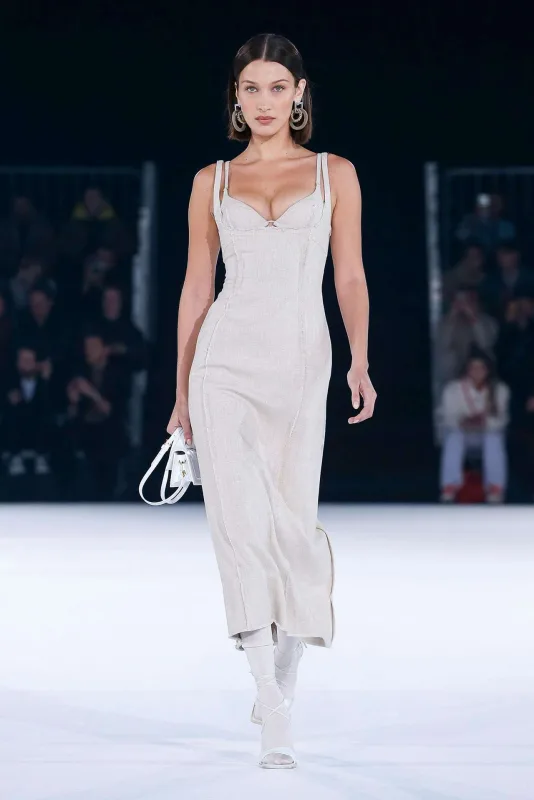 Bella indi də “İlin modeli” seçildi