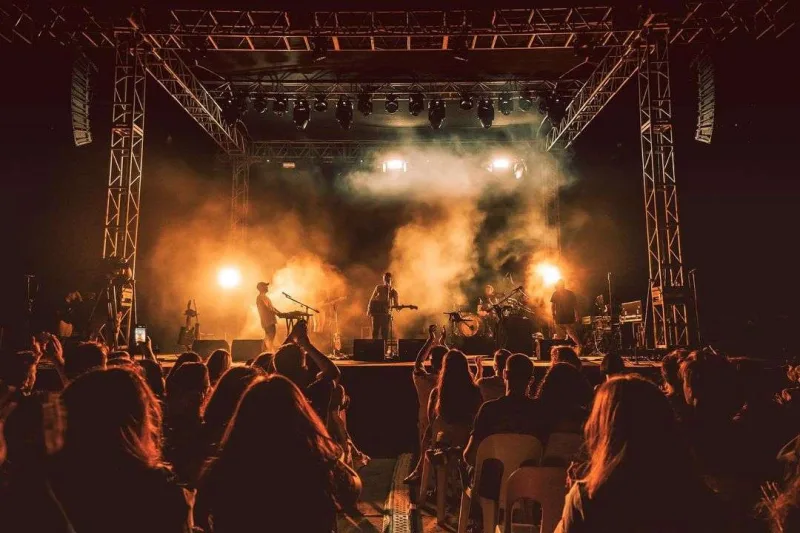 “Yüzyüzeyken konuşuruz” da Bakıya gəlir