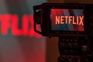 “Netflix”in aktyorları qəzada öldü