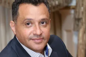 “Ramiz Əzizbəyli dedi ki, özünə telefon al”