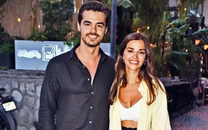 Yenidən ayrıldılar