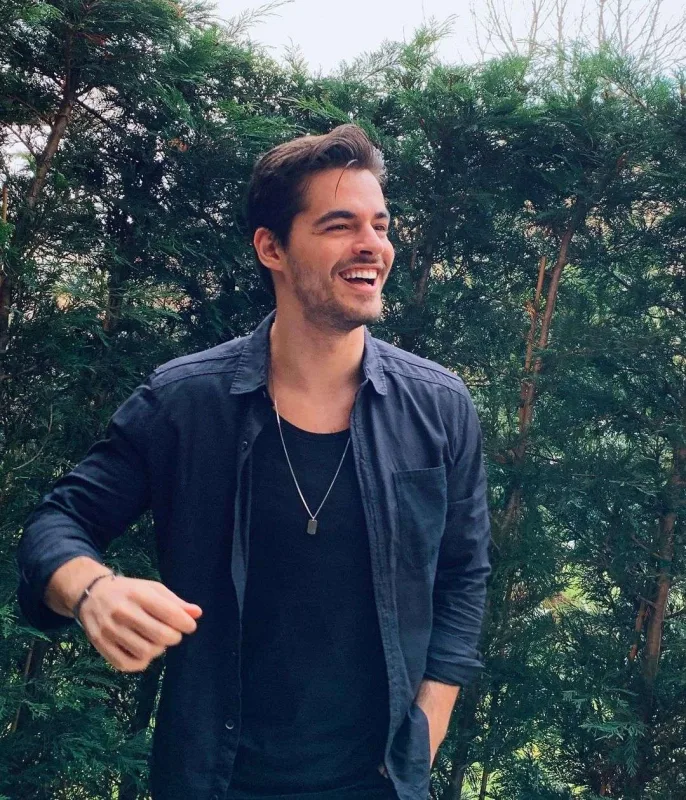 Yenidən ayrıldılar