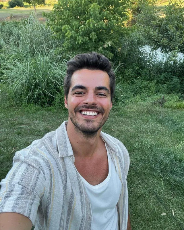 Yenidən ayrıldılar