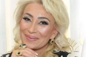 Əməkdar artistin tamaşada qolu sınıbmış