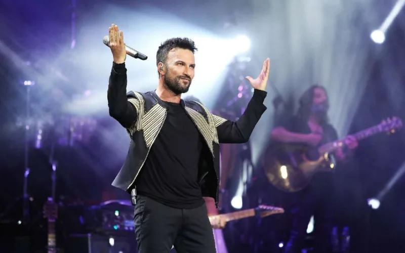 Tarkan “Kanal D”dən 14 milyon tələb etdi